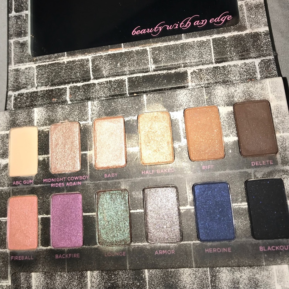 Urban Decay Nocturnal Shadow Box